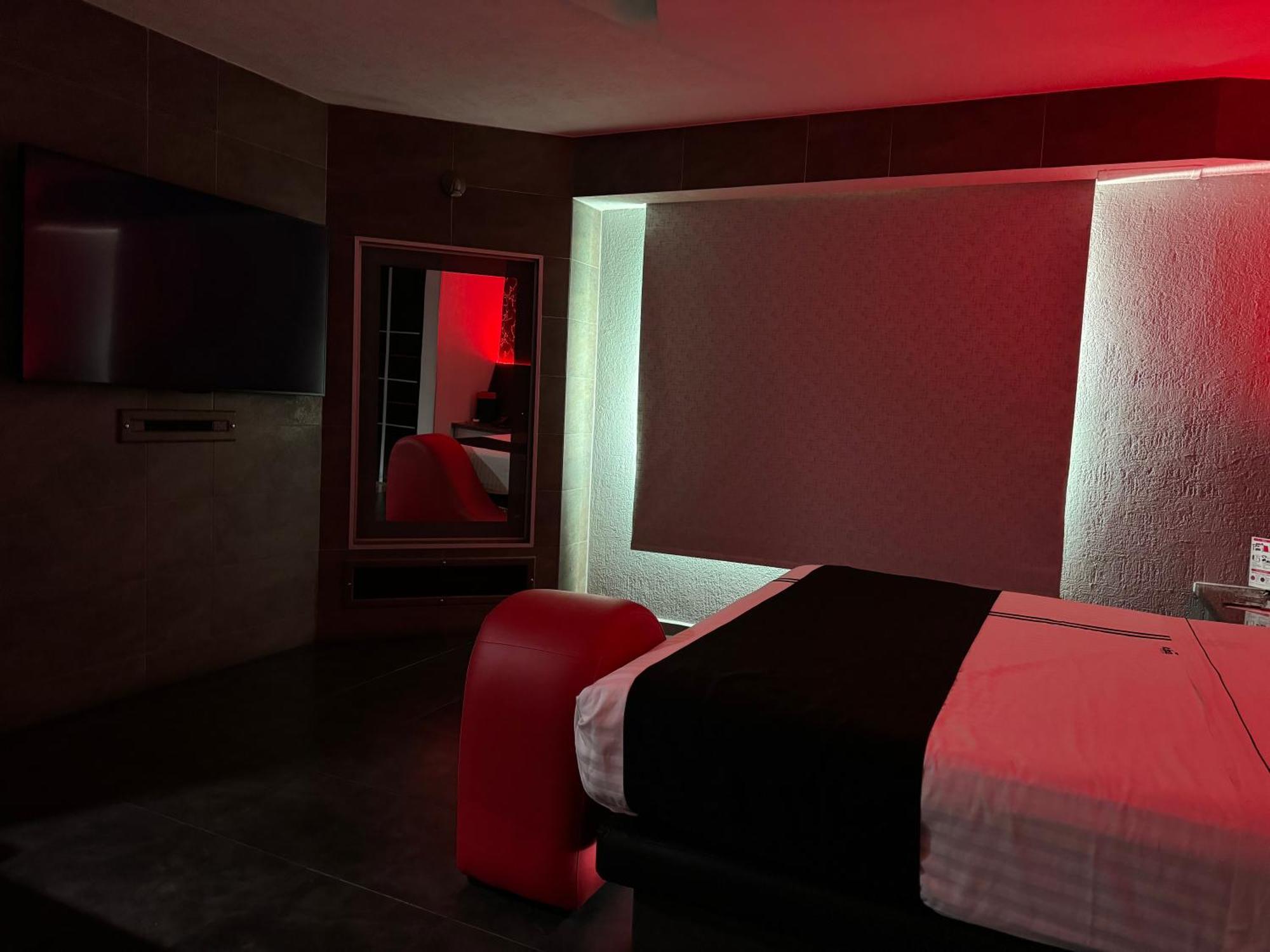 Kuboz Motor Hotel 사포판 외부 사진