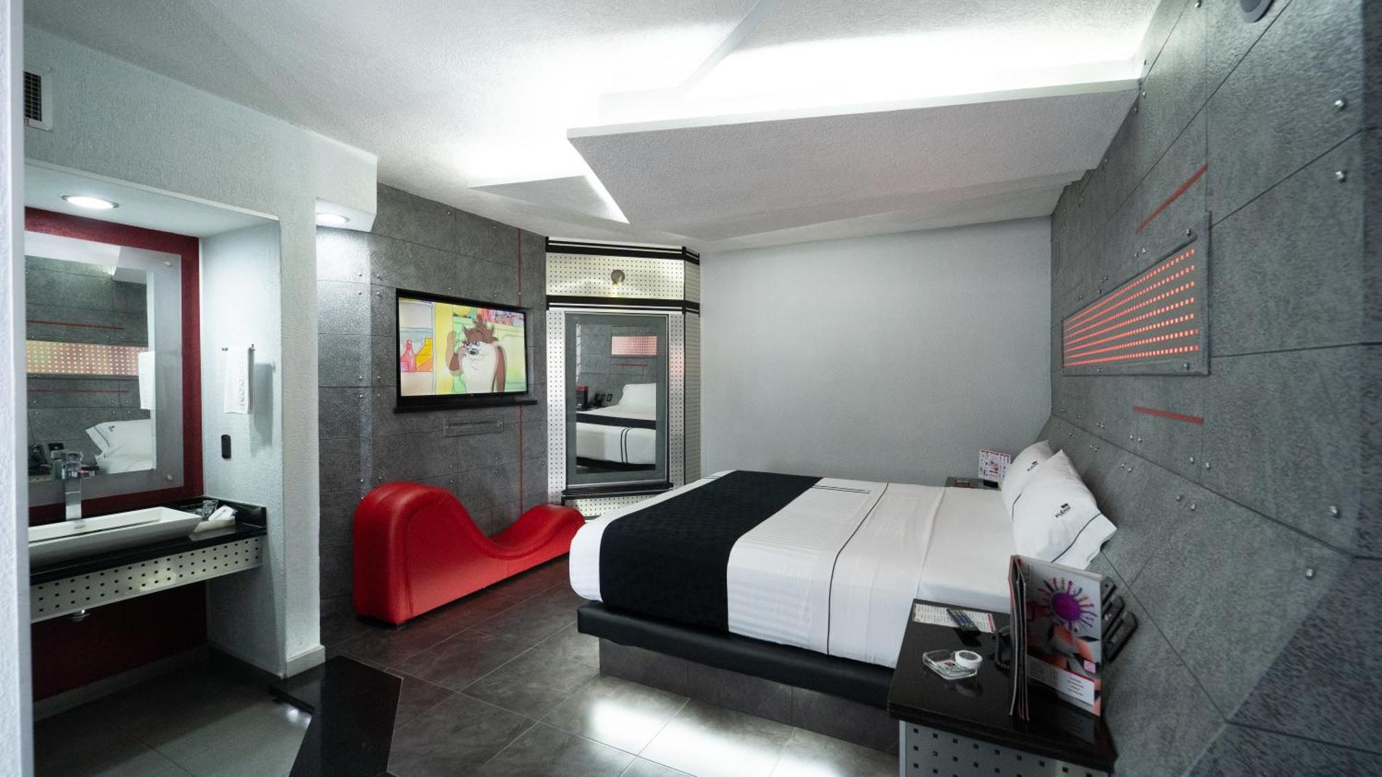 Kuboz Motor Hotel 사포판 외부 사진